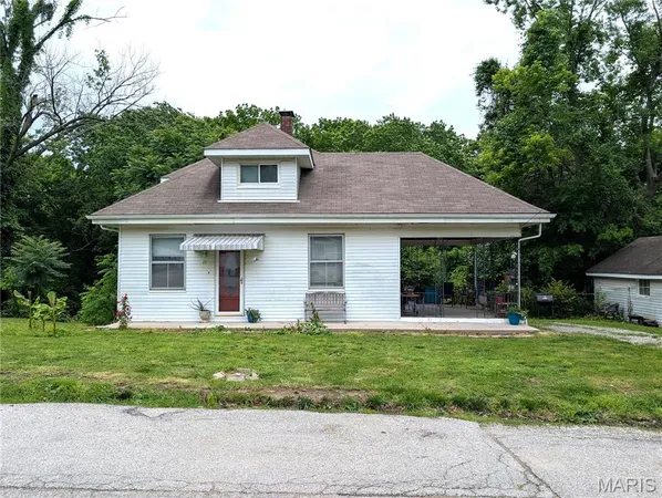 $155,000 | 29 Superior Drive, Belleville, IL 62223