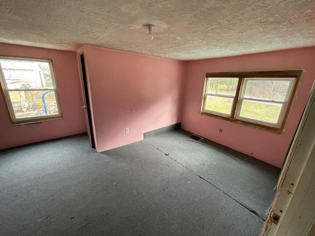 2709 Julia Simpkins Road Hiwassee, VA 24347 - Photo 21 of 25 Gallery Image 21