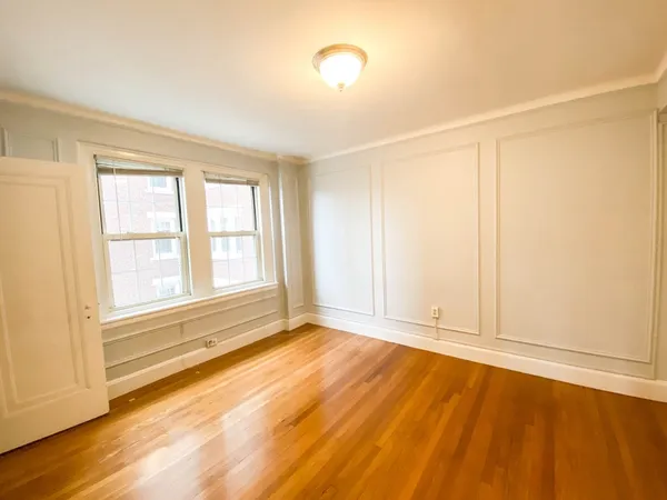 $2,750 | 1450 Beacon Street, Unit 502, Brookline, MA 02446