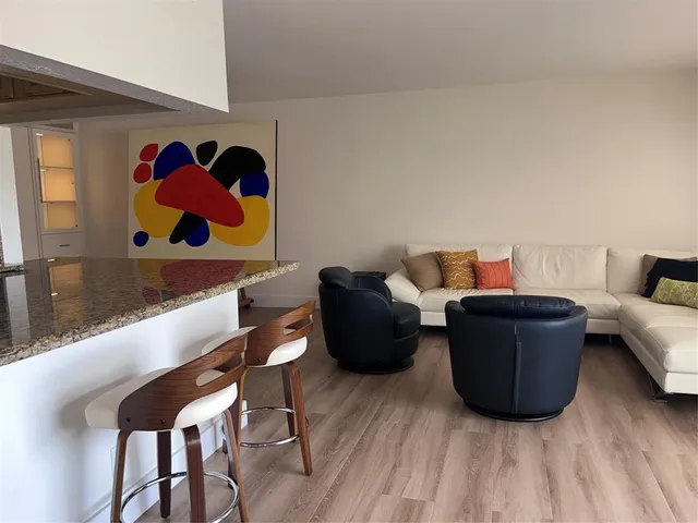 $4,900 | 330 Southeast 20th Avenue, Unit 515, Deerfield Beach, FL 33441