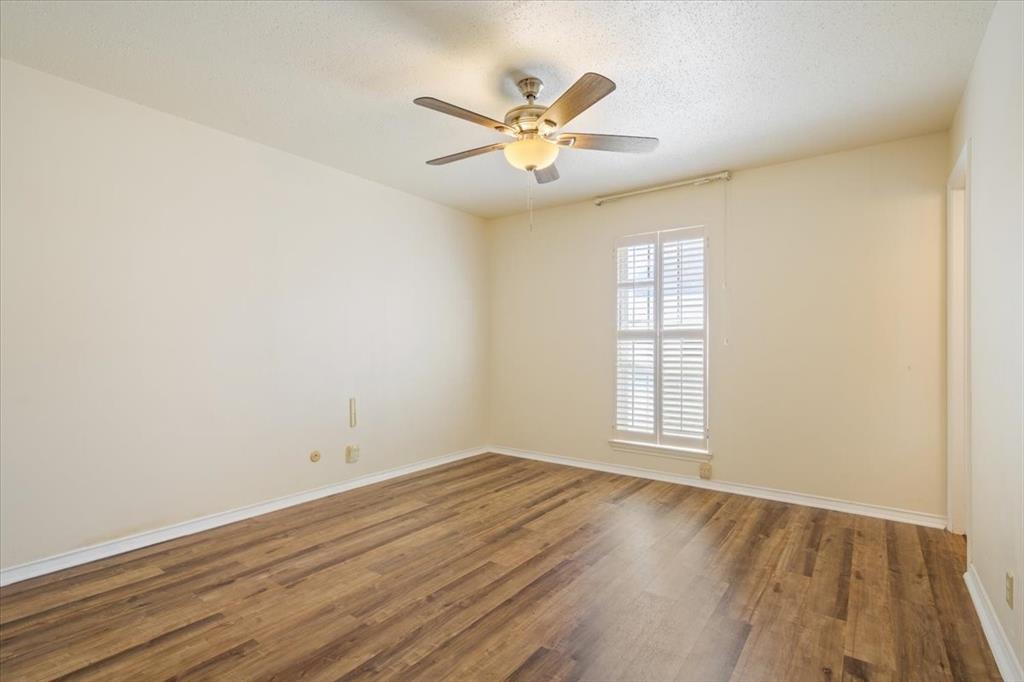 5226 Lake Shore Drive Waco, TX 76710 - Photo 16 of 25