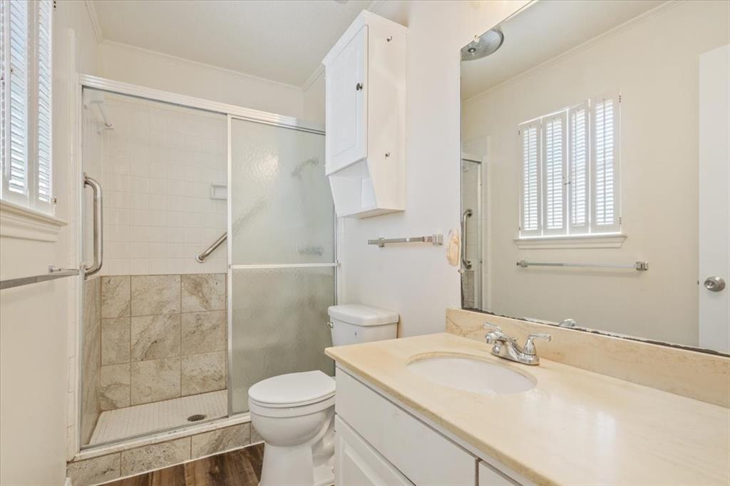 5226 Lake Shore Drive Waco, TX 76710 - Photo 17 of 25