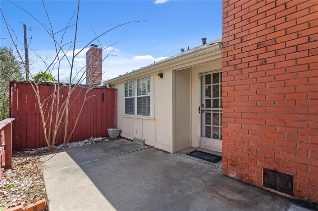 5226 Lake Shore Drive Waco, TX 76710 - Photo 20 of 25