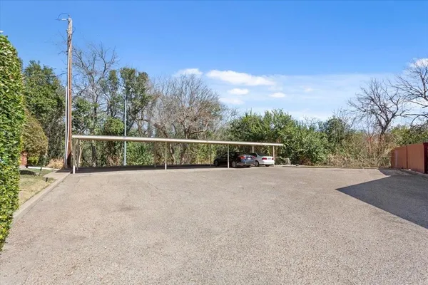 $165,000 | 5226 Lake Shore Drive, Waco, TX 76710