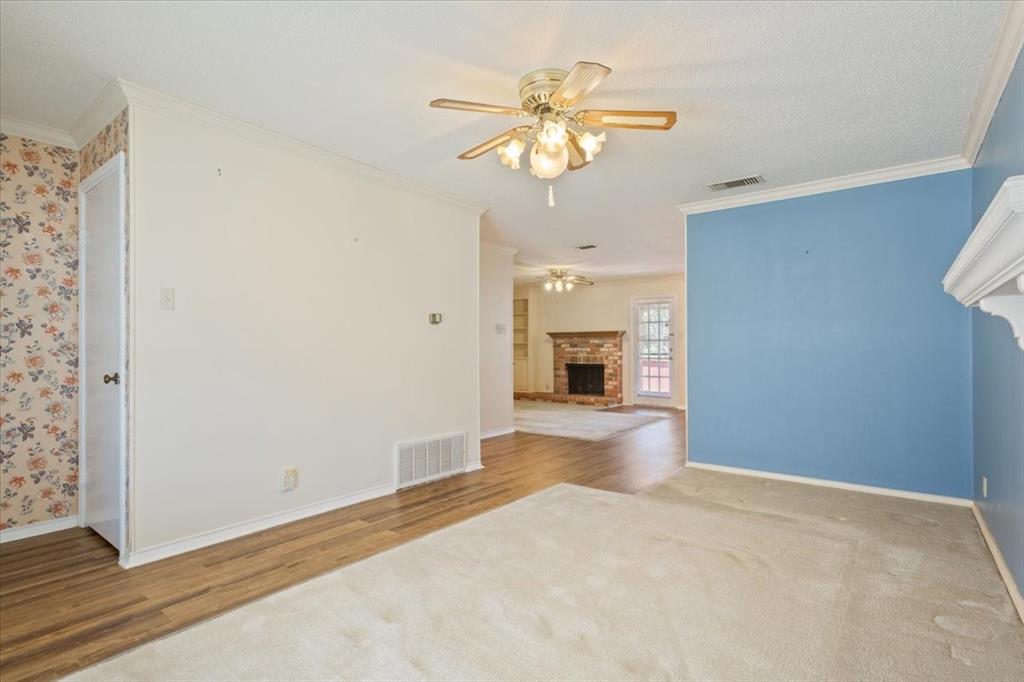 5226 Lake Shore Drive Waco, TX 76710 - Photo 7 of 25