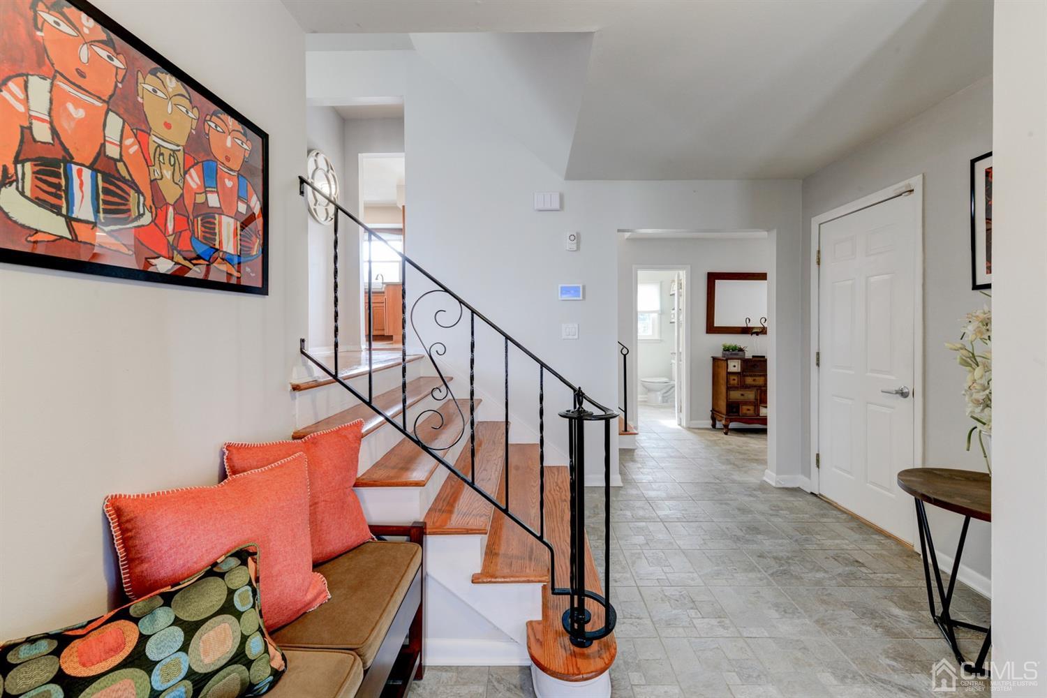 10 Brian Road East Brunswick, NJ 08816 - Photo 3 of 31 Gallery Image 3