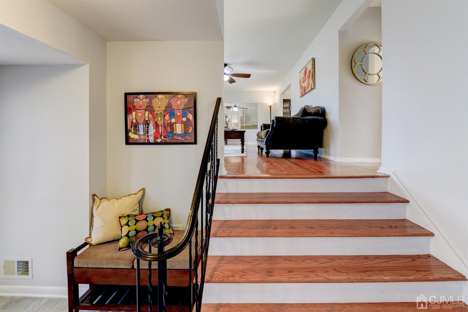 10 Brian Road East Brunswick, NJ 08816 - Photo 4 of 31 Gallery Image 4