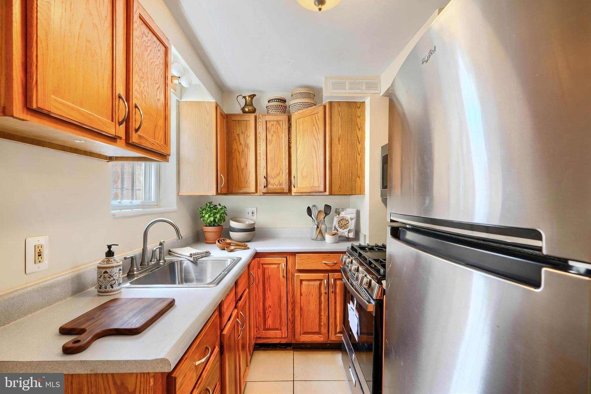 Virtually staged kitchen
