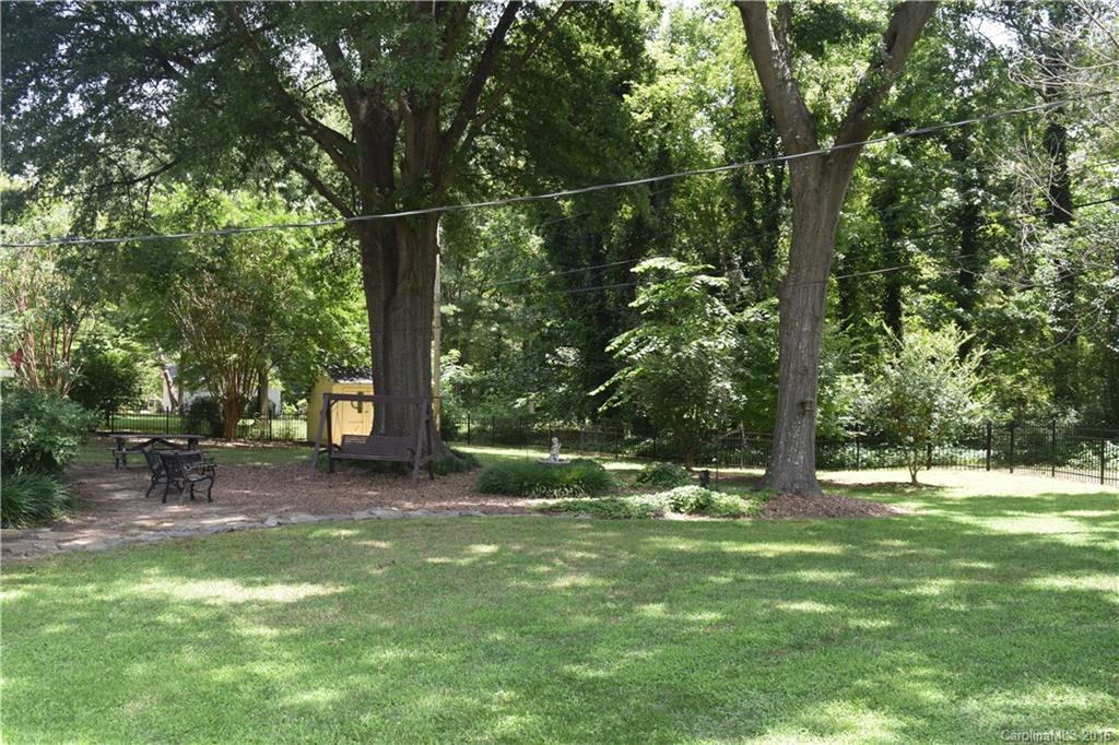 353 Kimmswick Road Charlotte, NC 28214 - Photo 5 of 17 Gallery Image 5