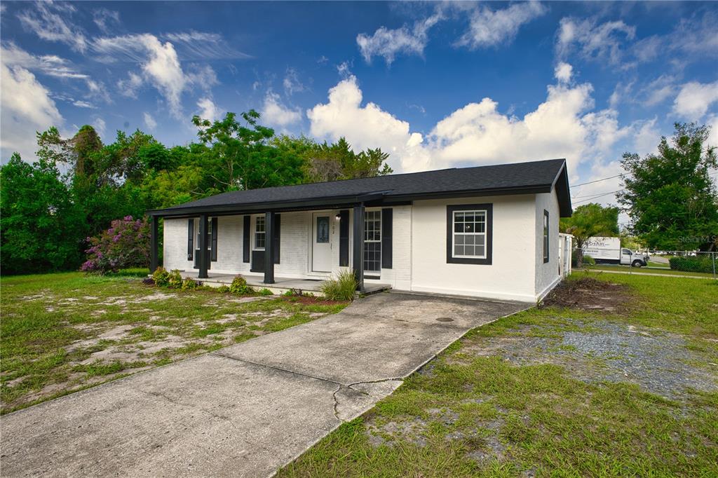 102 Amigos Road DeBary, FL 32713 - Photo 3 of 45