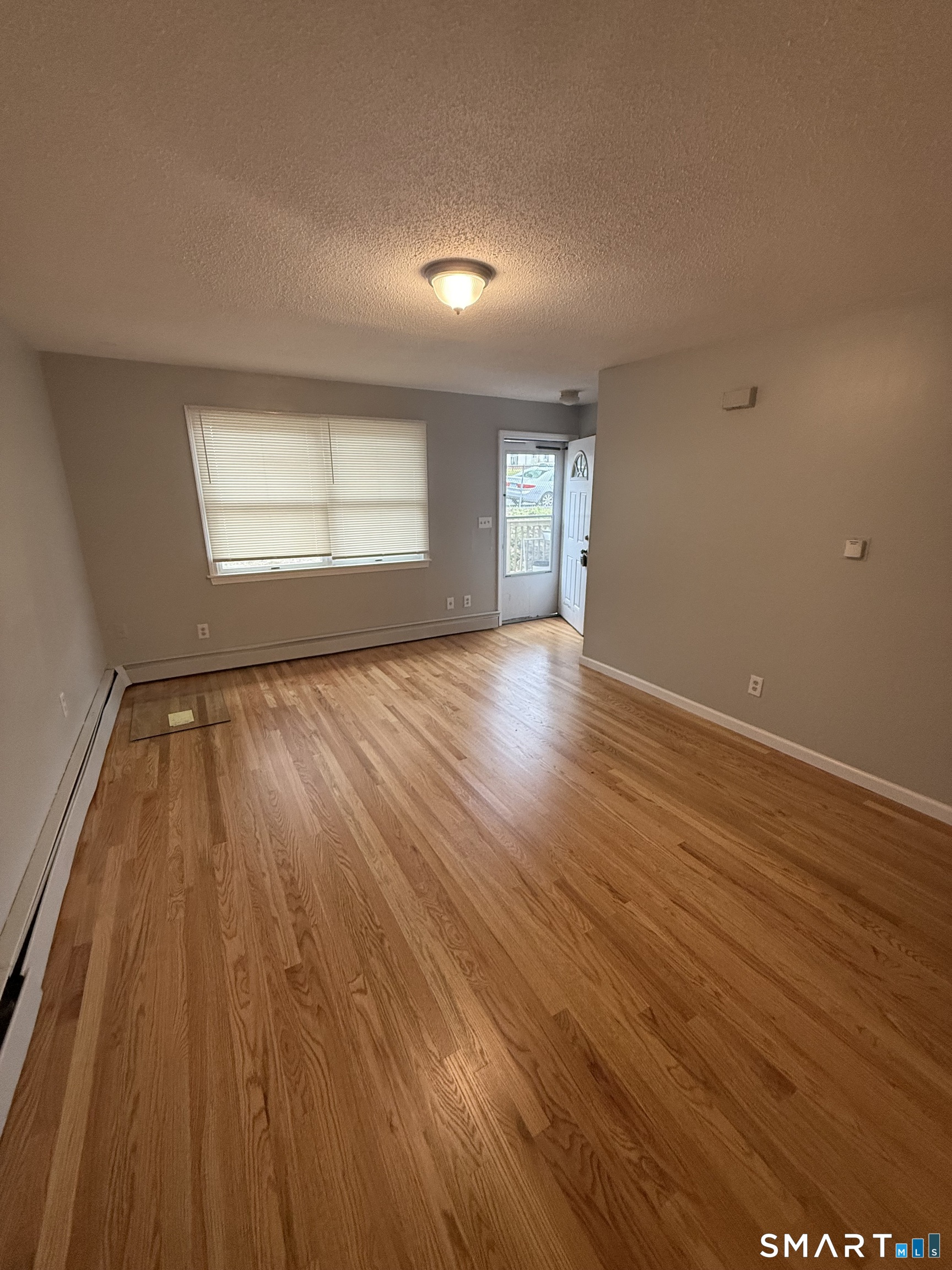 106 Howard Avenue, Unit R Ansonia, CT 06401 - Photo 7 of 18 Family Room