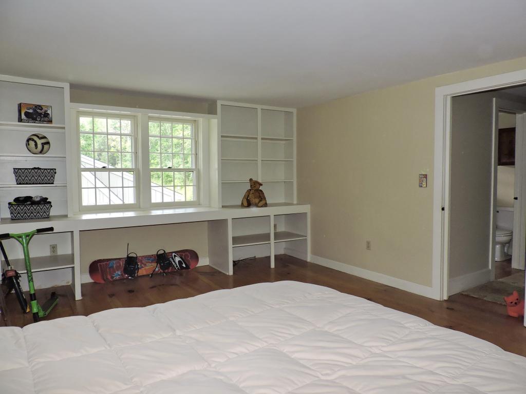 13 Paige Hill Road Weare, NH 03281 - Photo 22 of 36