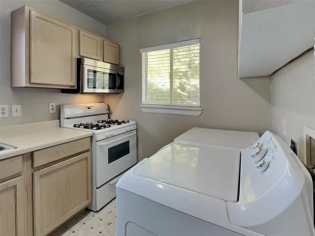 $1,075 | 2015 McMillan Avenue, Unit 2, Dallas, TX 75206