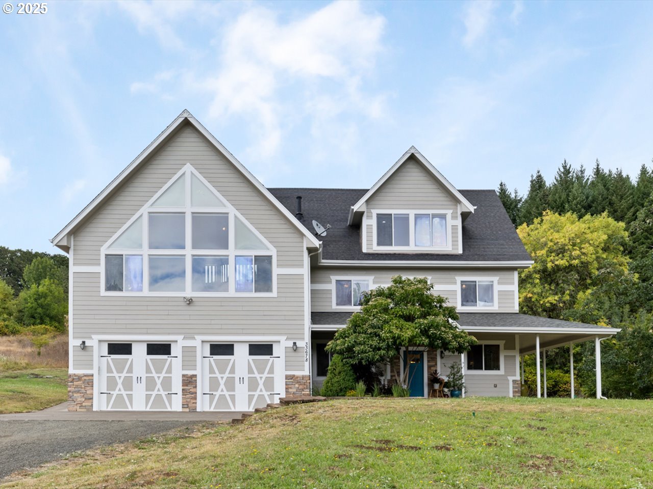 33678 Marys River Estates Road Philomath, OR 97370 - Photo 3 of 48 a front view of a house with a yard