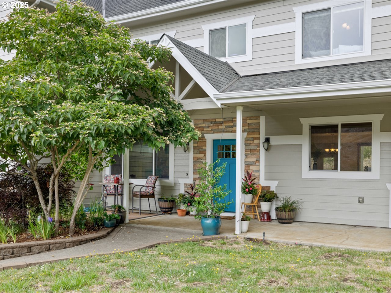 33678 Marys River Estates Road Philomath, OR 97370 - Photo 6 of 48 front view of a house with a patio