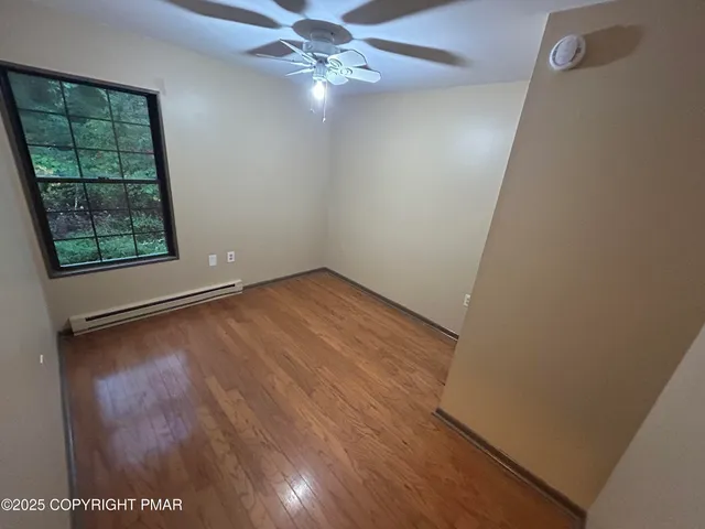 $1,875 | 2455 Milford Road, Bushkill, PA 18324