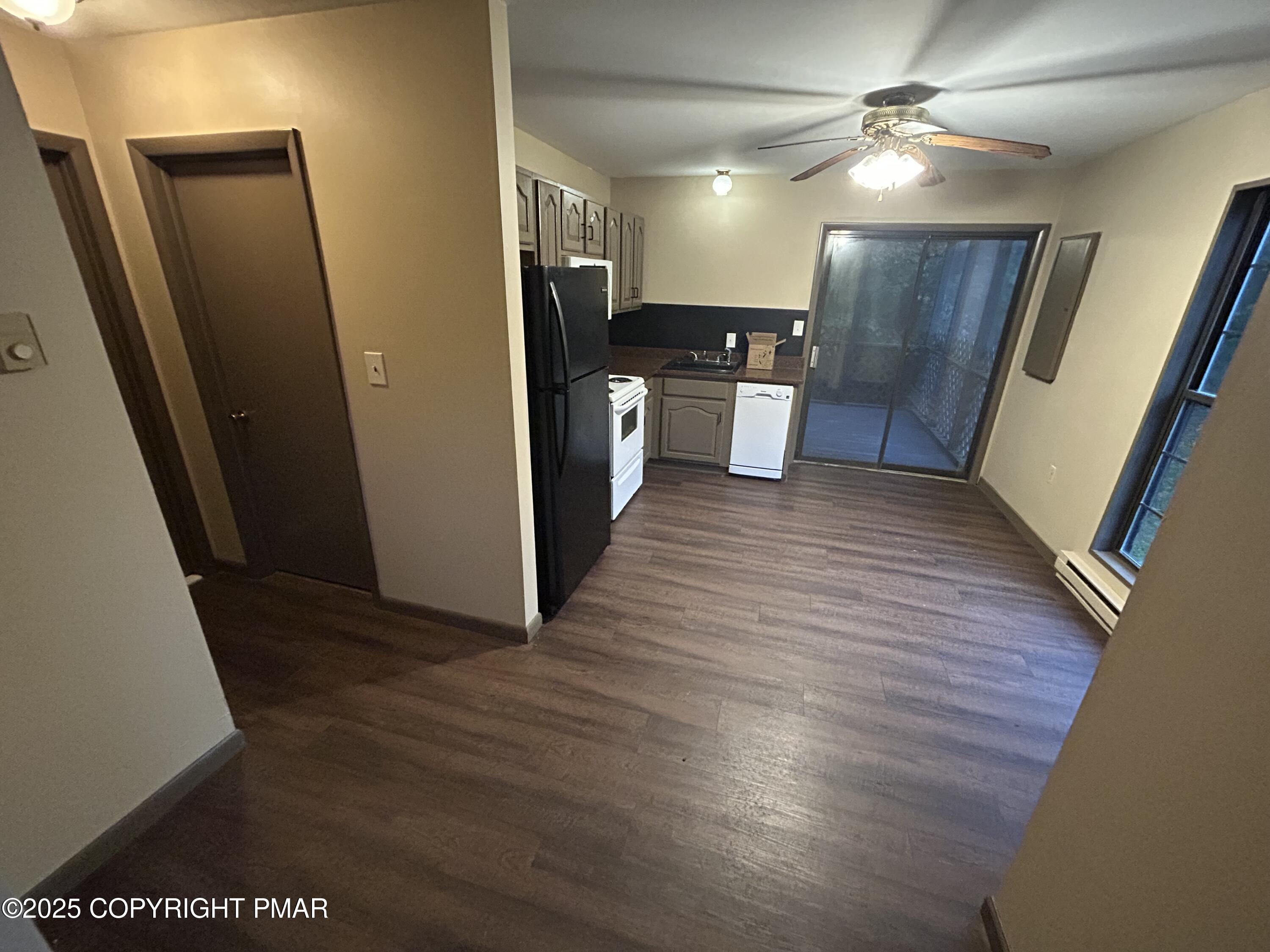 2455 Milford Road Bushkill, PA 18324 - Photo 4 of 8 IMG_2848