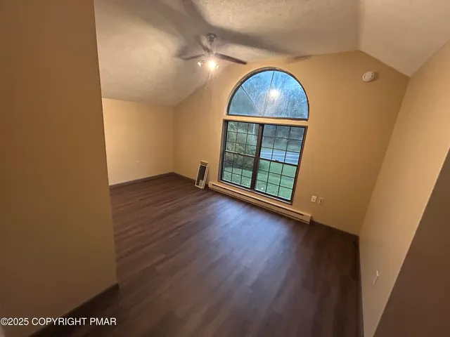 $1,875 | 2455 Milford Road, Bushkill, PA 18324