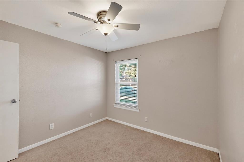 931 Mapleleaf Lane Coppell, TX 75019 - Photo 18 of 28 3rd bedroom