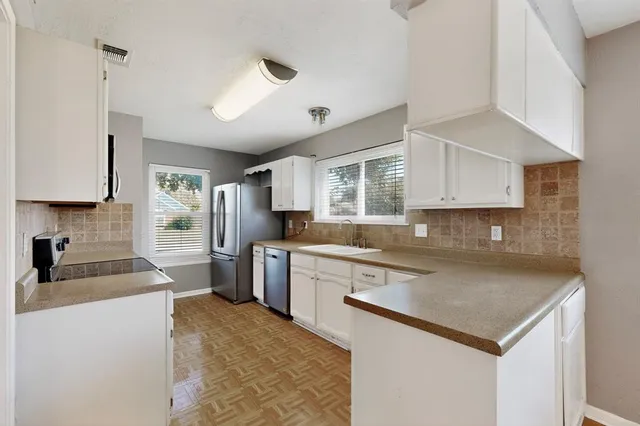 $460,000 | 931 Mapleleaf Lane, Coppell, TX 75019