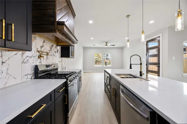 $2,150 | 8310 Mariah Street, Unit B, Houston, TX 77051