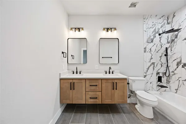 $2,150 | 8310 Mariah Street, Unit B, Houston, TX 77051