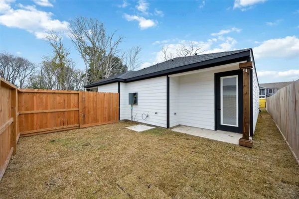 $2,150 | 8310 Mariah Street, Unit B, Houston, TX 77051