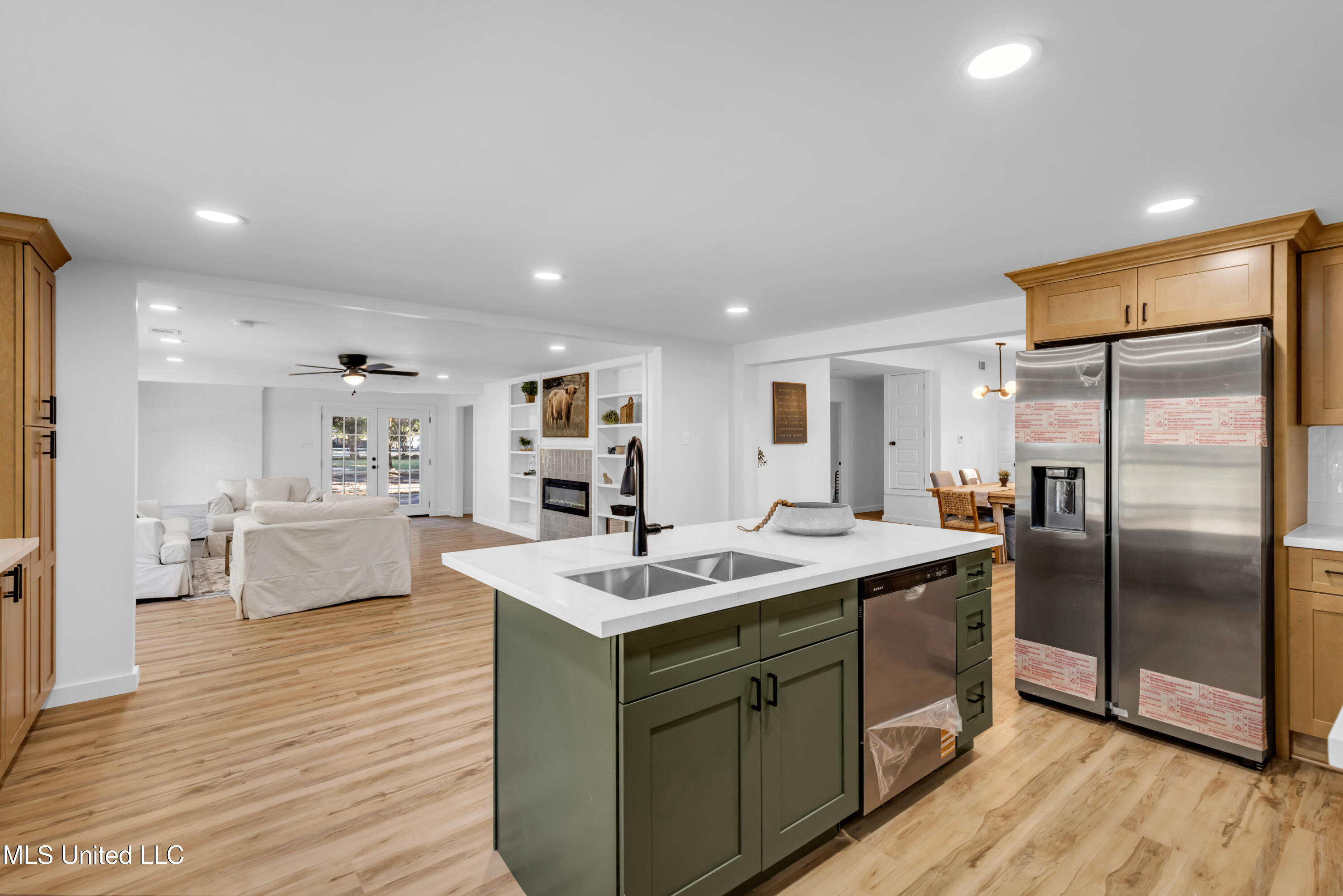 11554 Cedar Lake Road Biloxi, MS 39532 - Photo 15 of 69 11554CedarLake-15