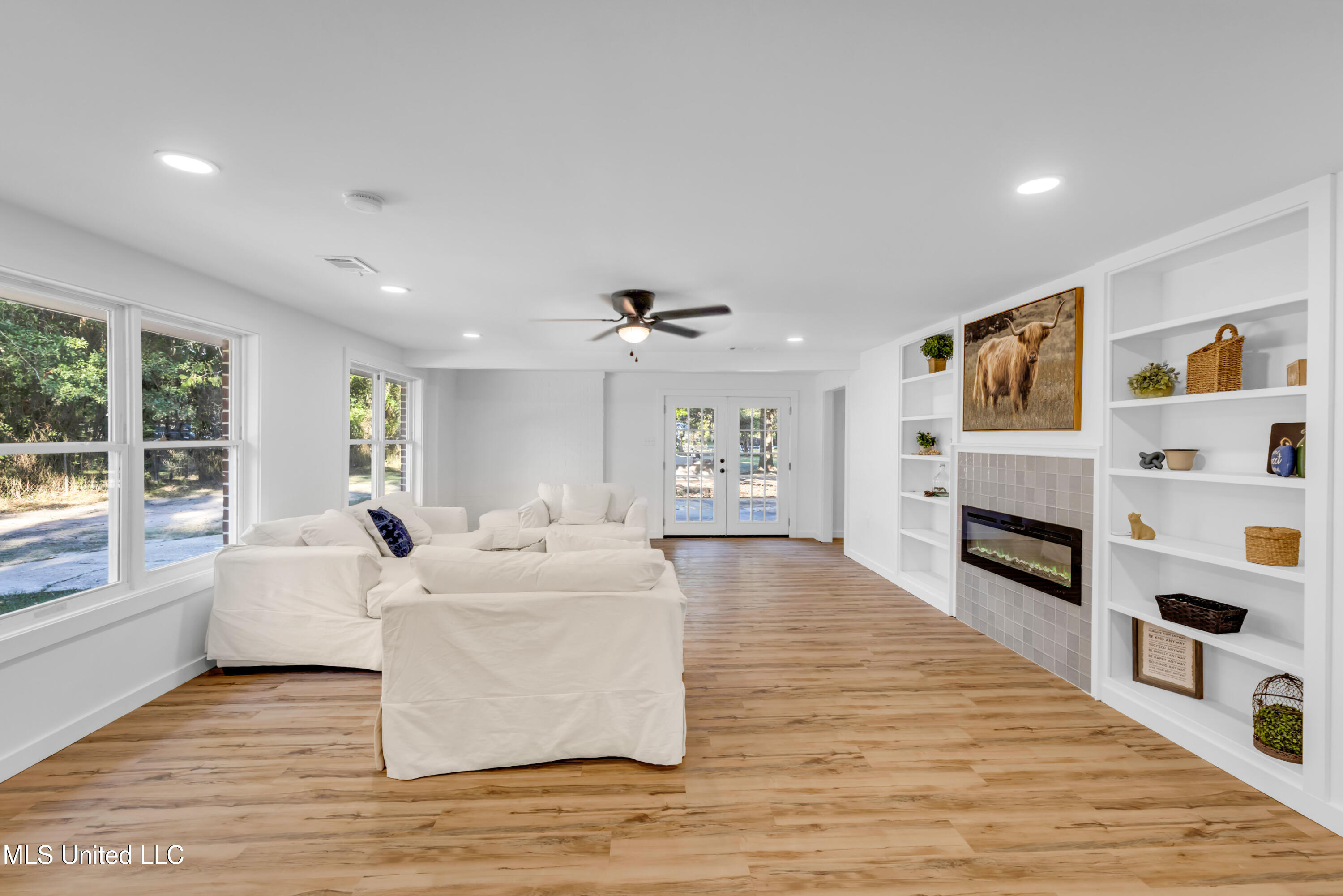 11554 Cedar Lake Road Biloxi, MS 39532 - Photo 18 of 69 11554CedarLake-18