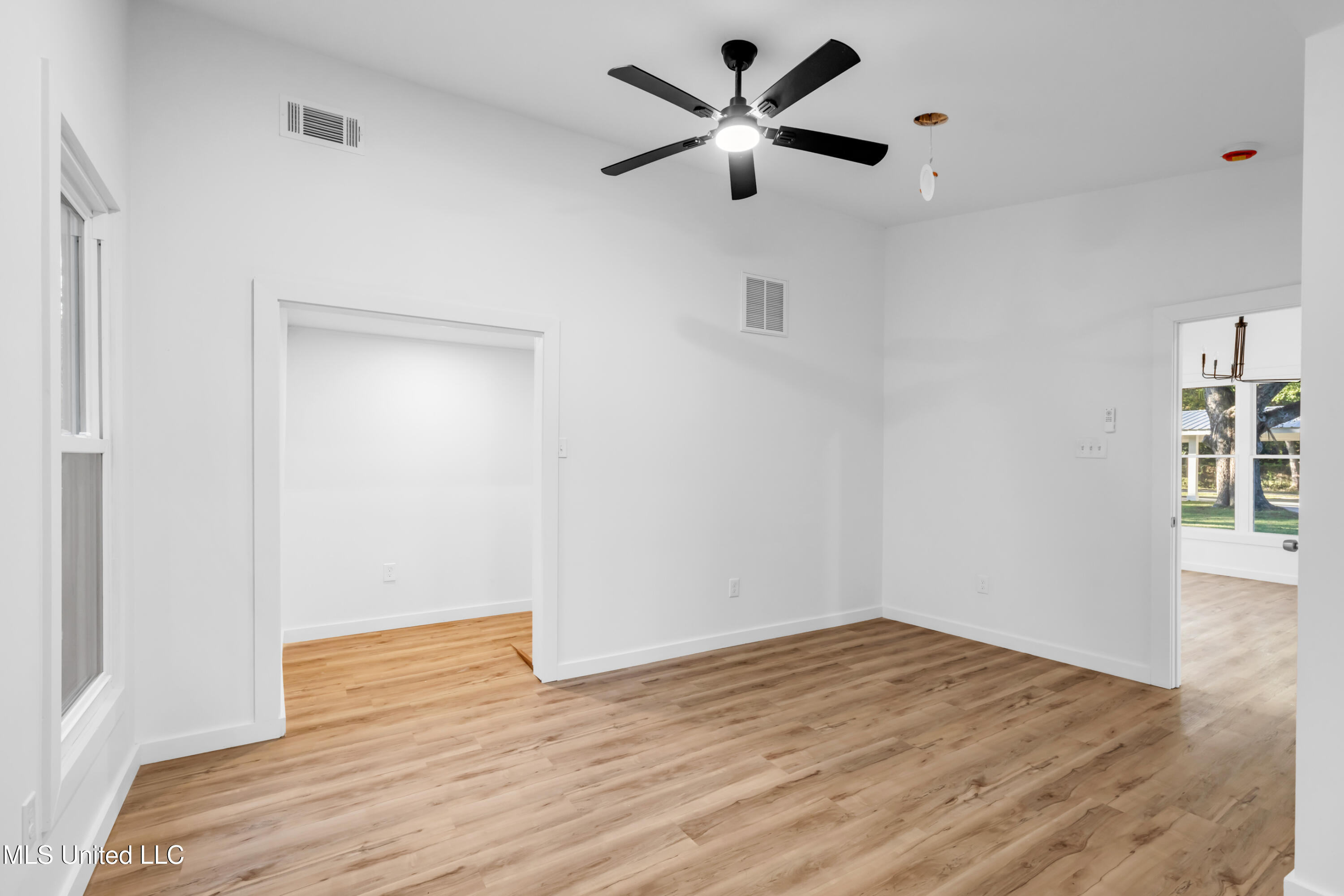 11554 Cedar Lake Road Biloxi, MS 39532 - Photo 50 of 69 11554CedarLake-50