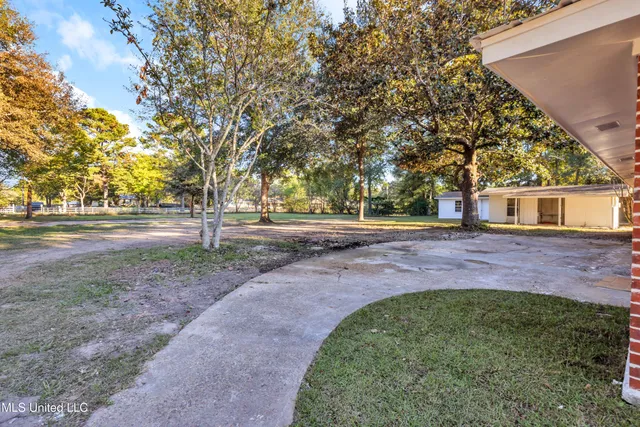 $519,900 | 11554 Cedar Lake Road, Biloxi, MS 39532