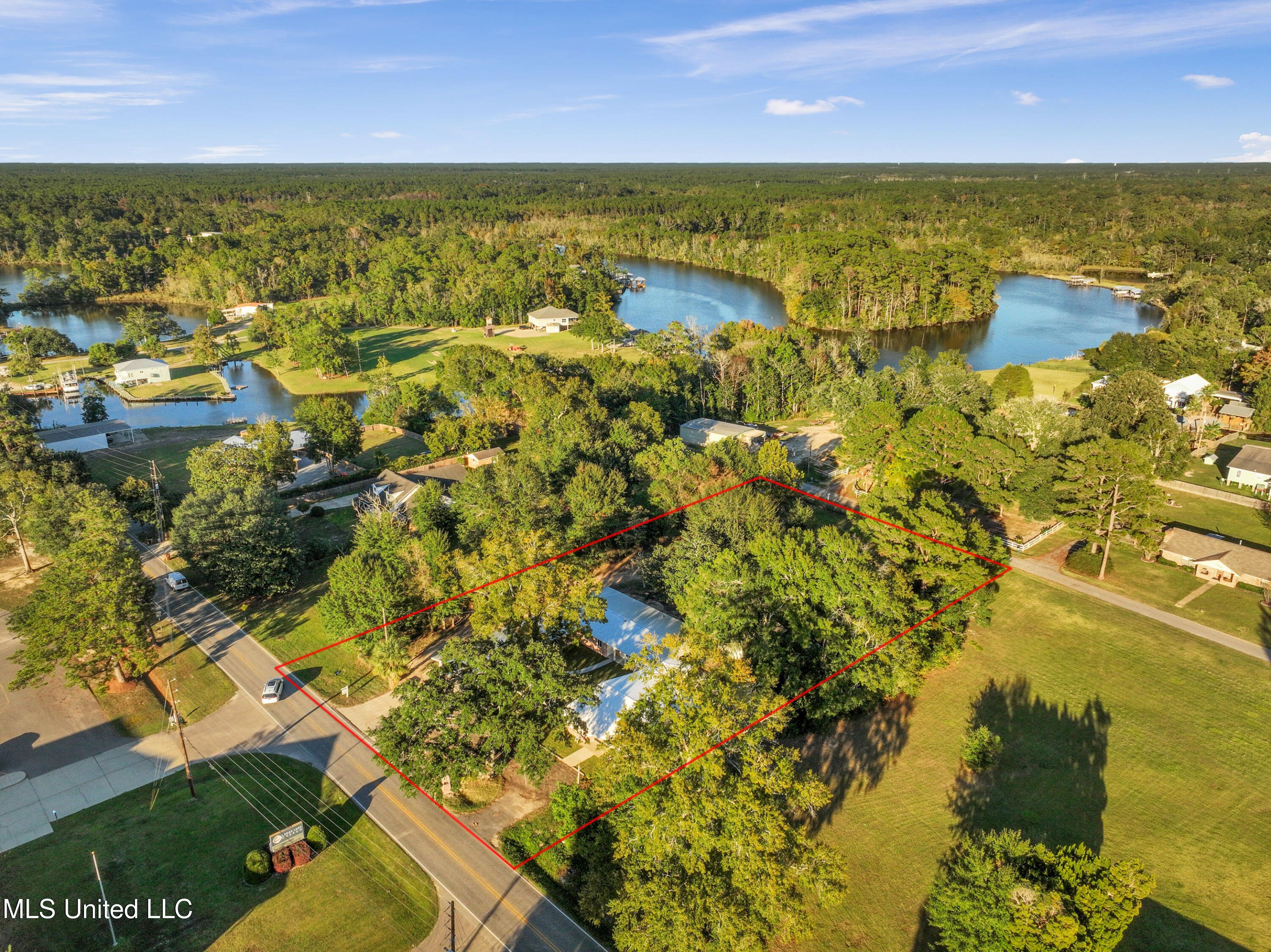 11554 Cedar Lake Road Biloxi, MS 39532 - Photo 64 of 69 11554CedarLake-64