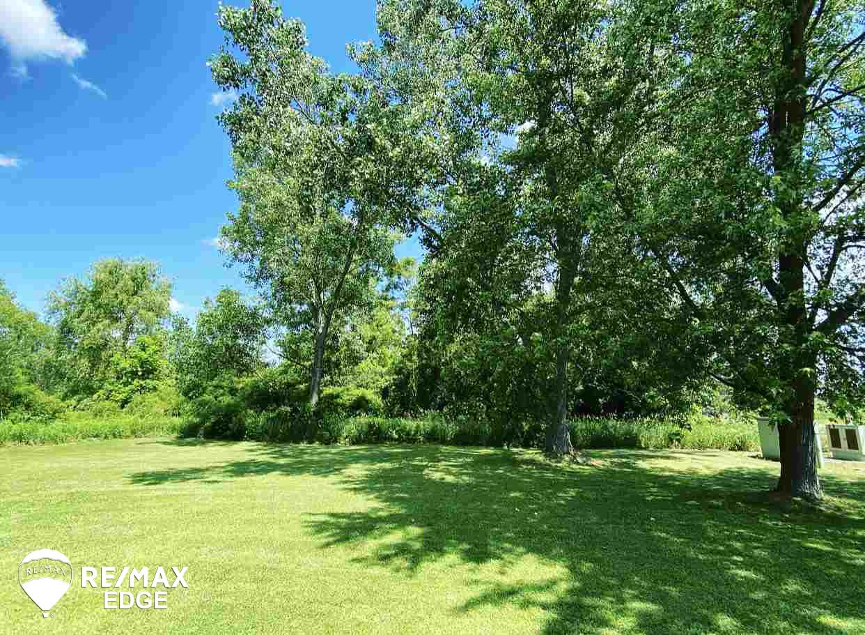 3062 South Irish Road Davison, MI 48423 - Photo 2 of 5 50016127-1.JPG