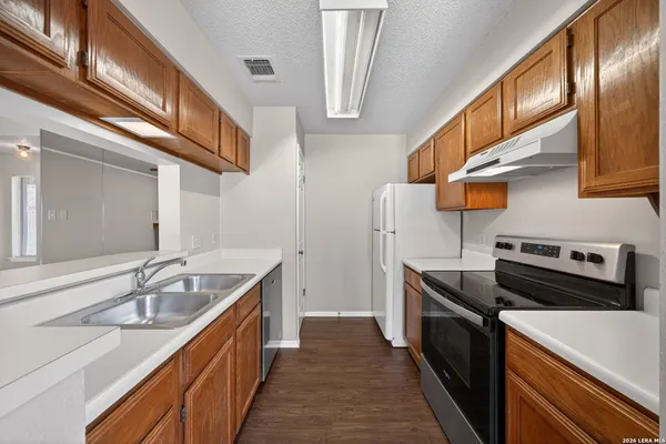 $950 | 4212 Medical Drive, Unit 1503, San Antonio, TX 78229