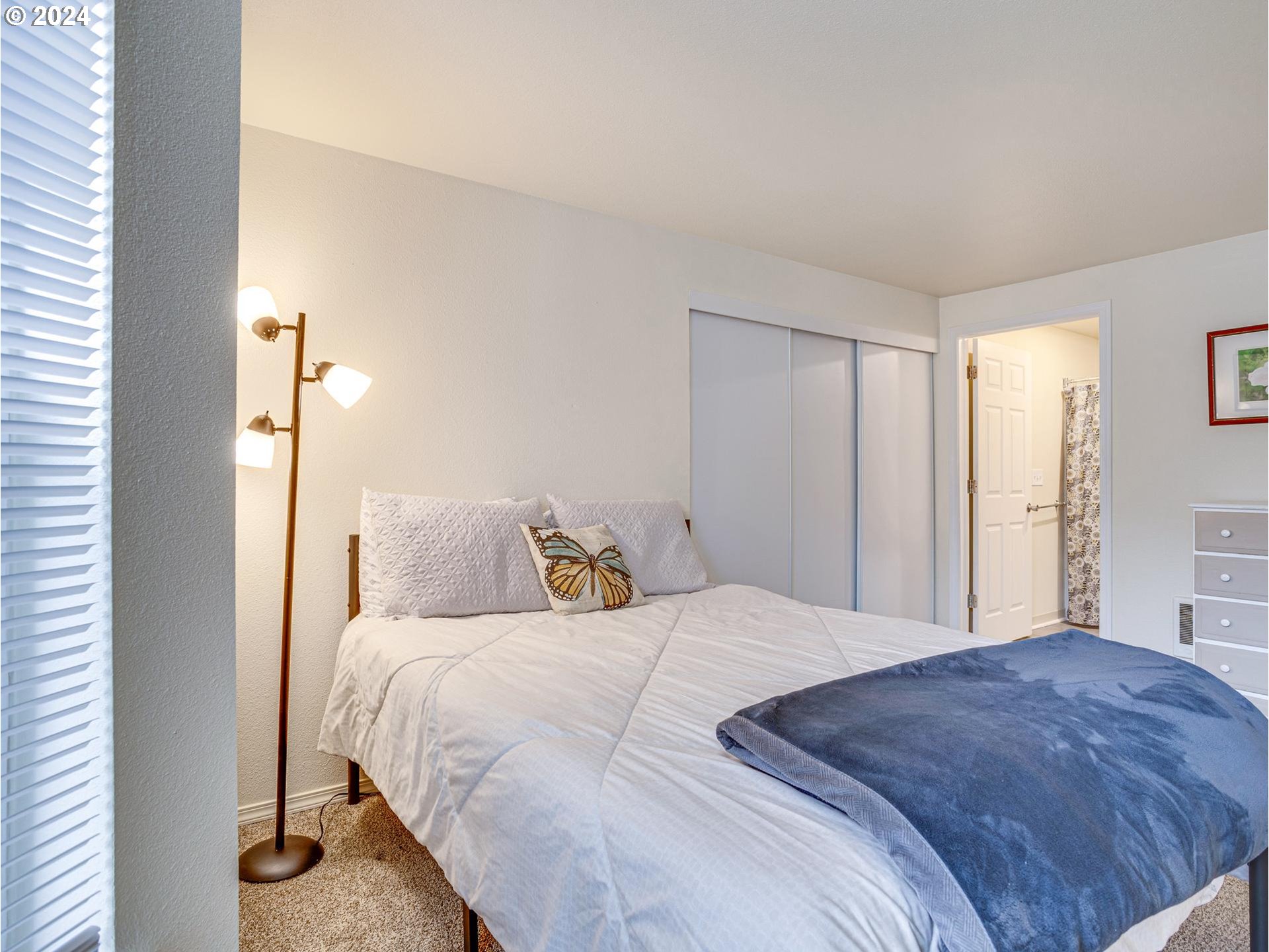 8913 Southeast Rhone Street Portland, OR 97266 - Photo 16 of 36