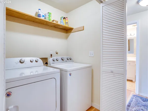 $999,900 | 8913 Southeast Rhone Street, Portland, OR 97266