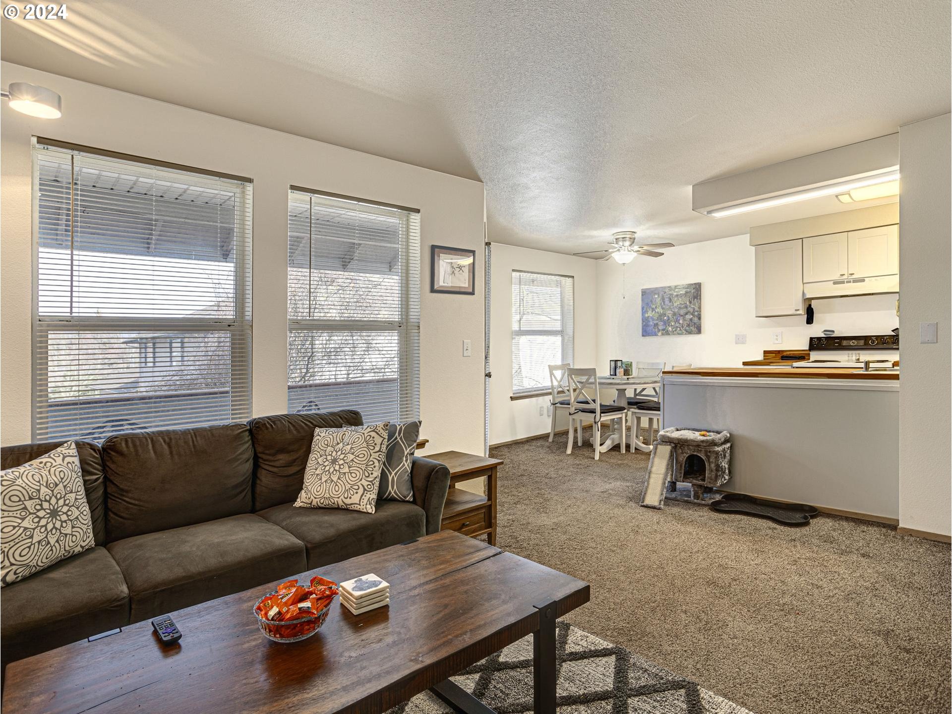 8913 Southeast Rhone Street Portland, OR 97266 - Photo 20 of 36