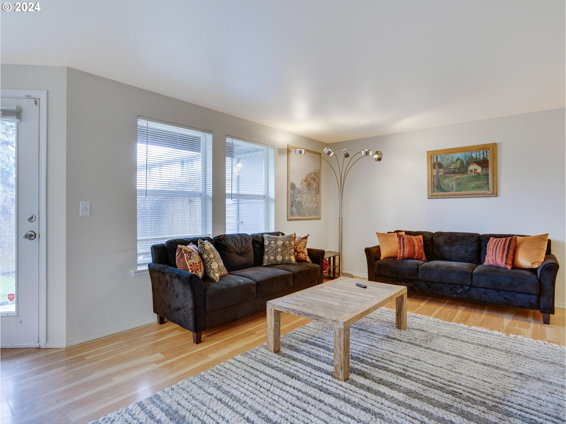 8913 Southeast Rhone Street Portland, OR 97266 - Photo 3 of 36