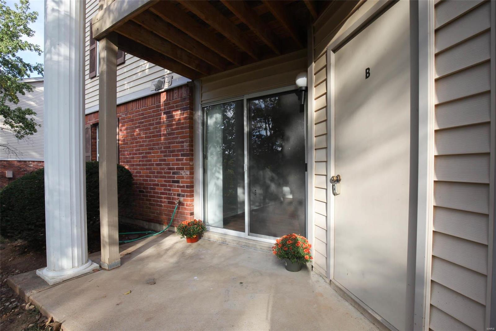 733 Ridgeside Drive, Unit B Ballwin, MO 63021 - Photo 12 of 18 Gallery Image 12