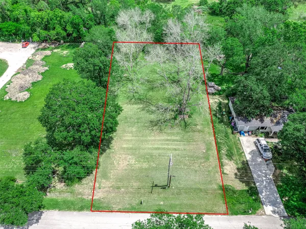 $89,900 | 0 Krueger Drive, Dickinson, TX 77539