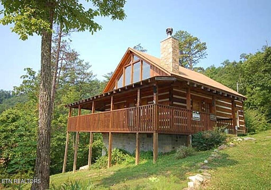2165 Rising Fawn Way Sevierville, TN 37862 - Photo 1 of 24 Gallery Image 1