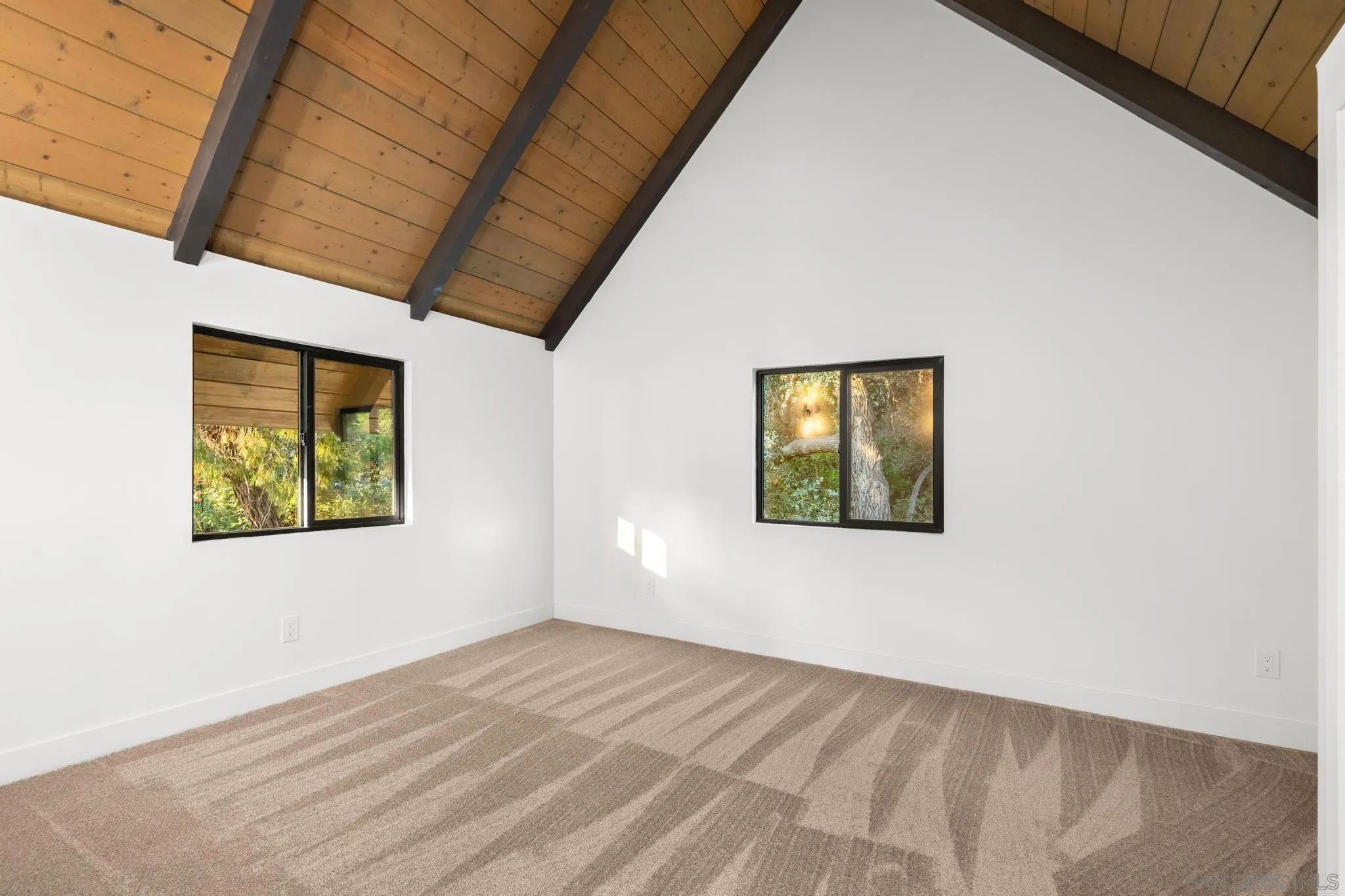 8648 Valley View Trail Pine Valley, CA 91962 - Photo 15 of 50 a view of an empty room