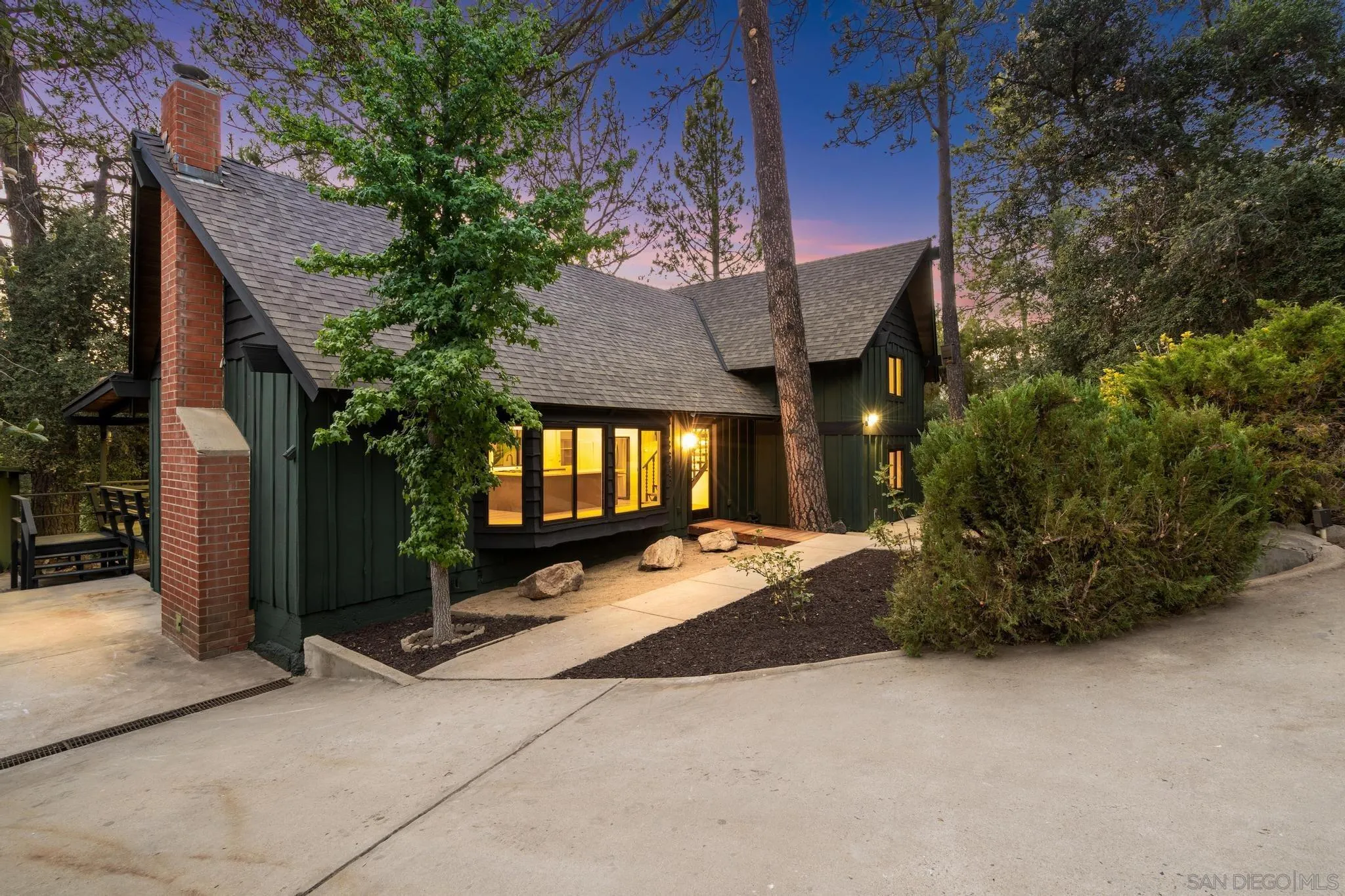 8648 Valley View Trail Pine Valley, CA 91962 - Photo 48 of 50 a view of a chairs and tables in the patio