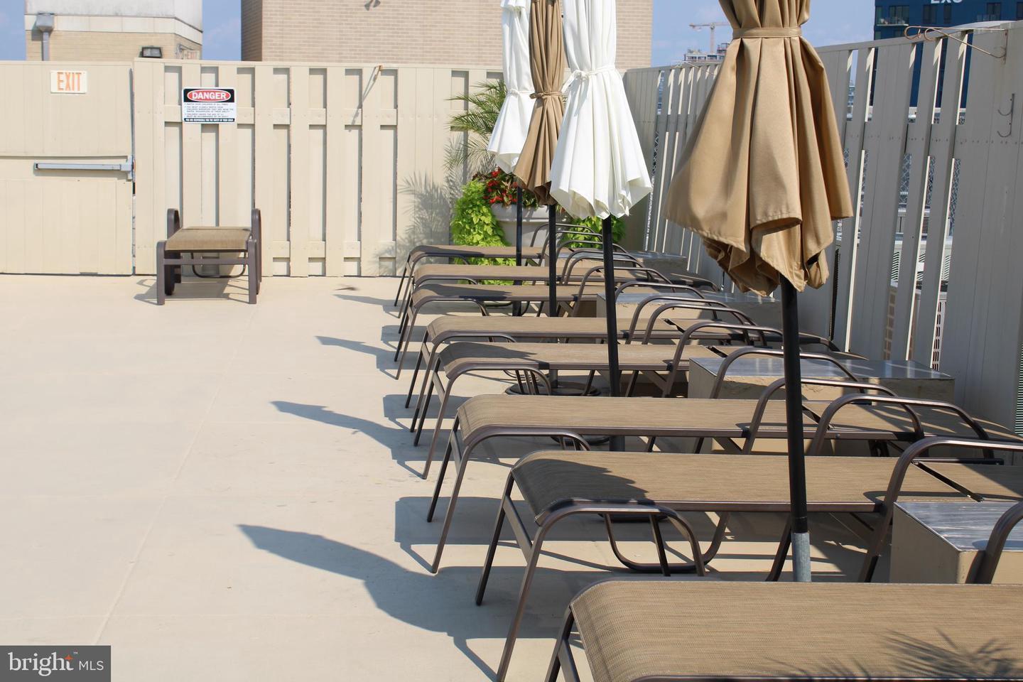 11800 Sunset Hills Road, Unit 509 Reston, VA 20190 - Photo 35 of 37 roof top pool lounge area