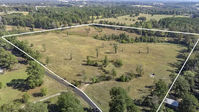 $379,999 | 516 County Road 821, Nacogdoches, TX 75964