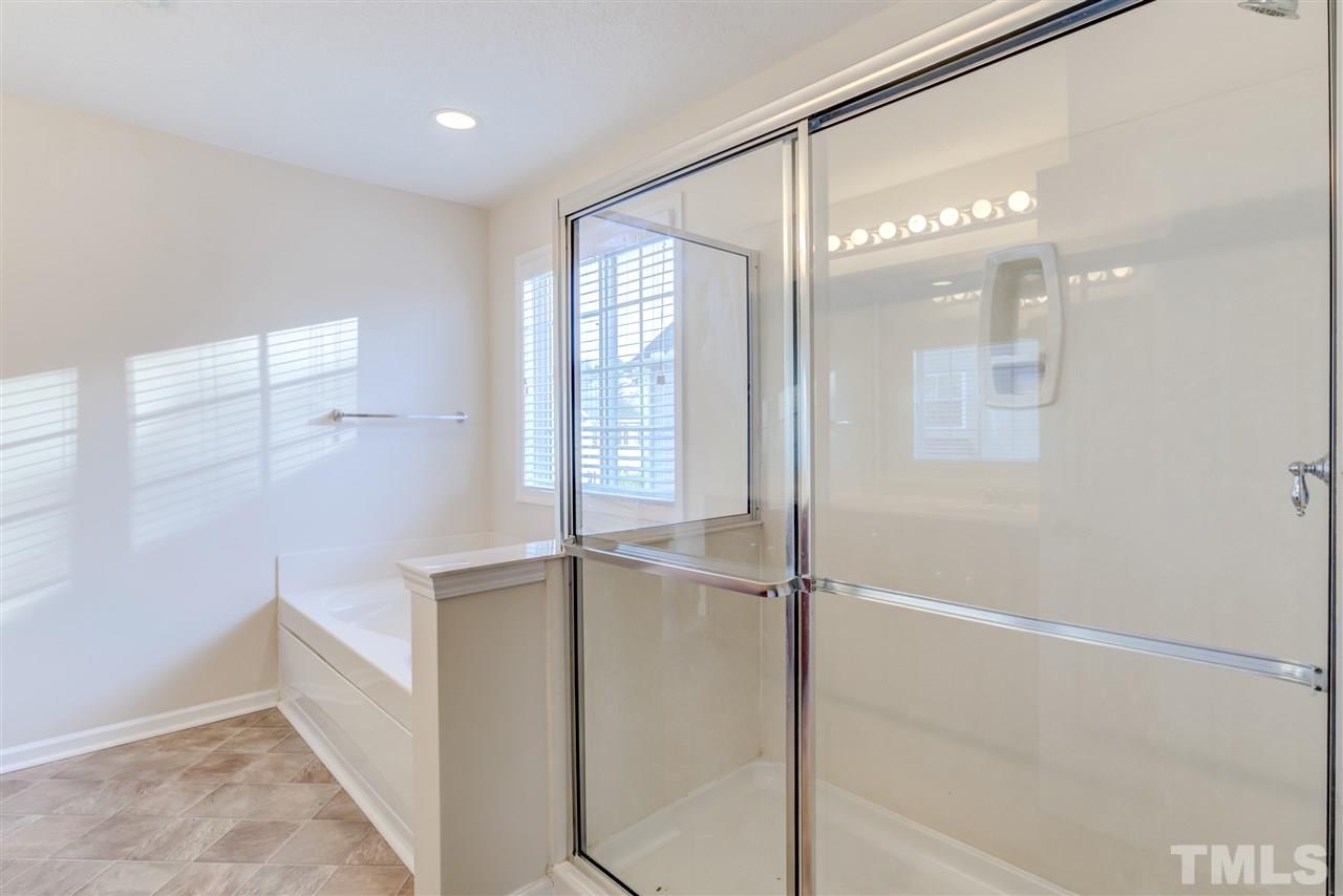 517 Thistlegate Trail Raleigh, NC 27610 - Photo 21 of 30 Gallery Image 21