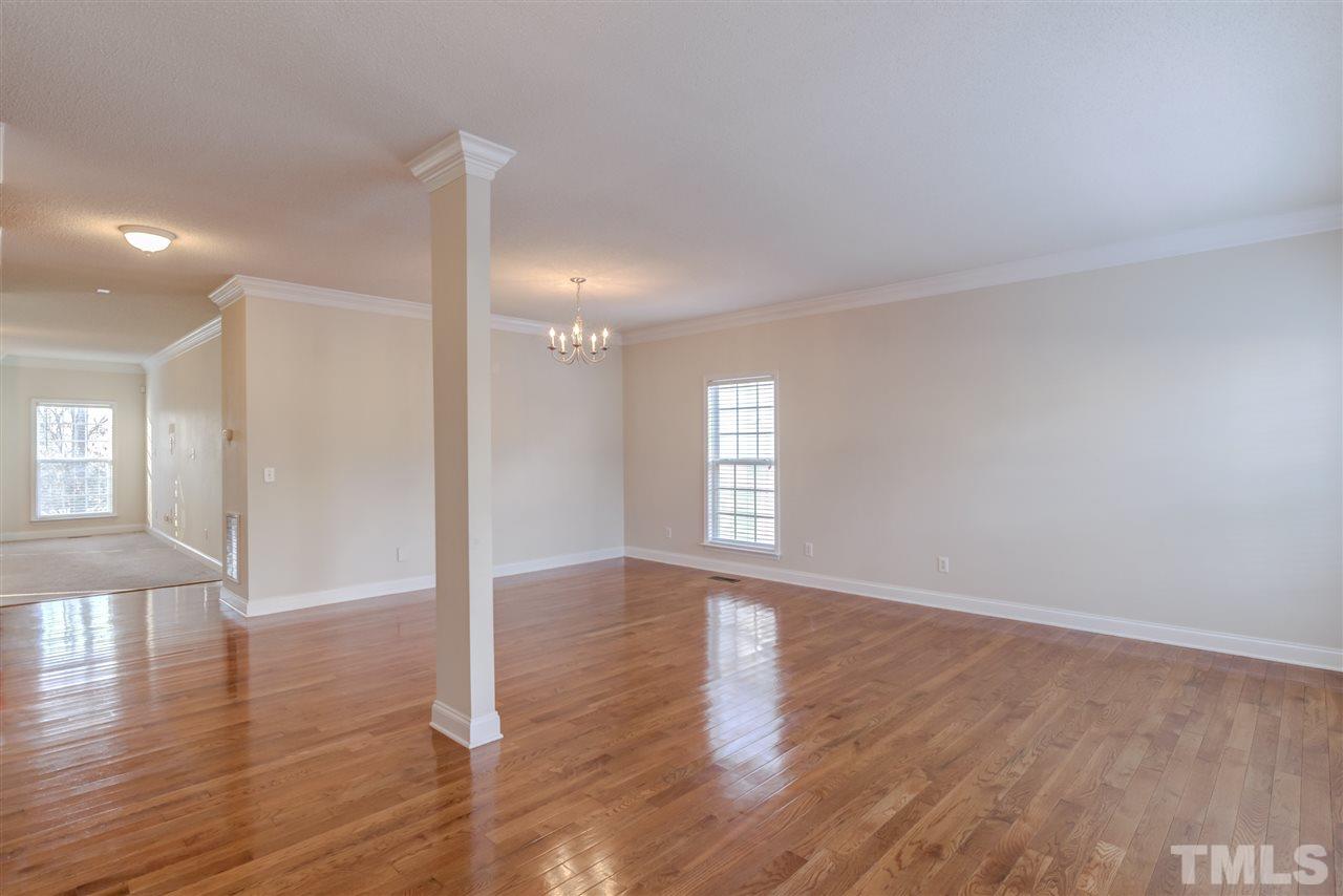 517 Thistlegate Trail Raleigh, NC 27610 - Photo 4 of 30 Gallery Image 4