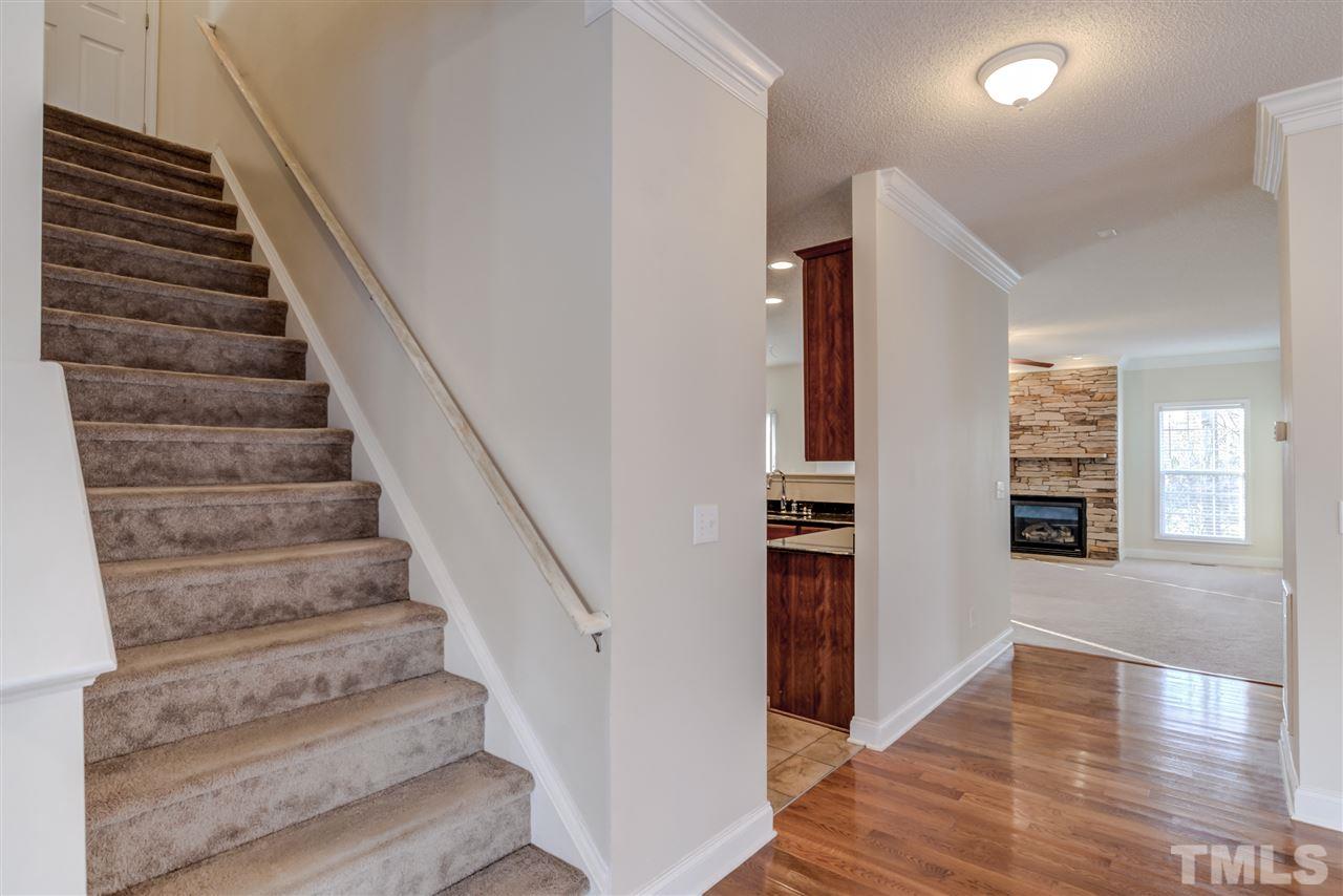 517 Thistlegate Trail Raleigh, NC 27610 - Photo 5 of 30 Gallery Image 5