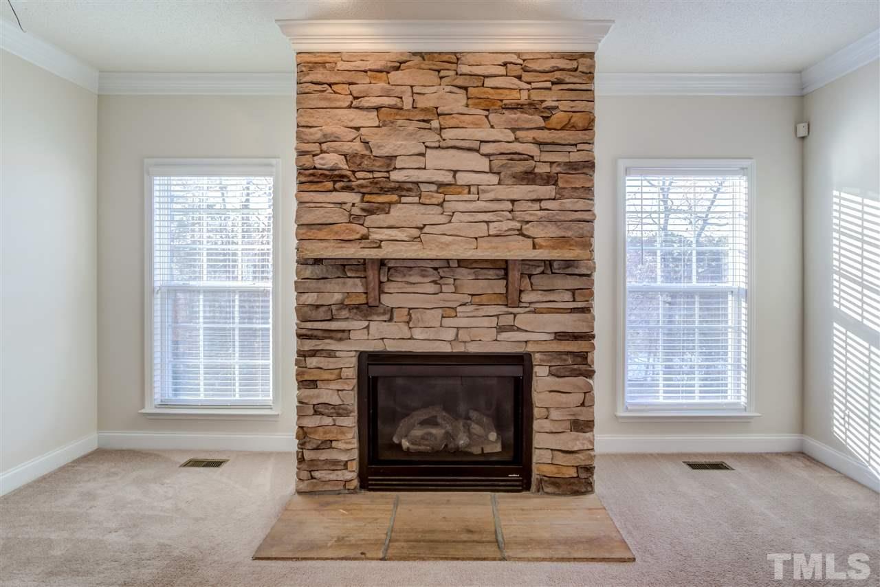 517 Thistlegate Trail Raleigh, NC 27610 - Photo 9 of 30 Gallery Image 9