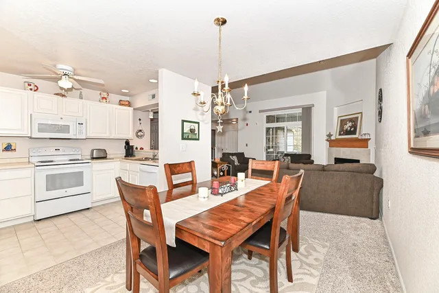 $334,999 | 509 Westfield Way, Unit F, Pewaukee, WI 53072